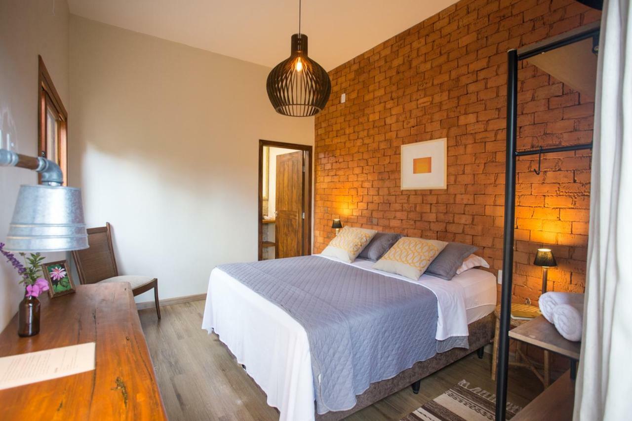 Vilarejo Guesthouse - Silencio E Aconchego Alto Paraíso de Goiás エクステリア 写真